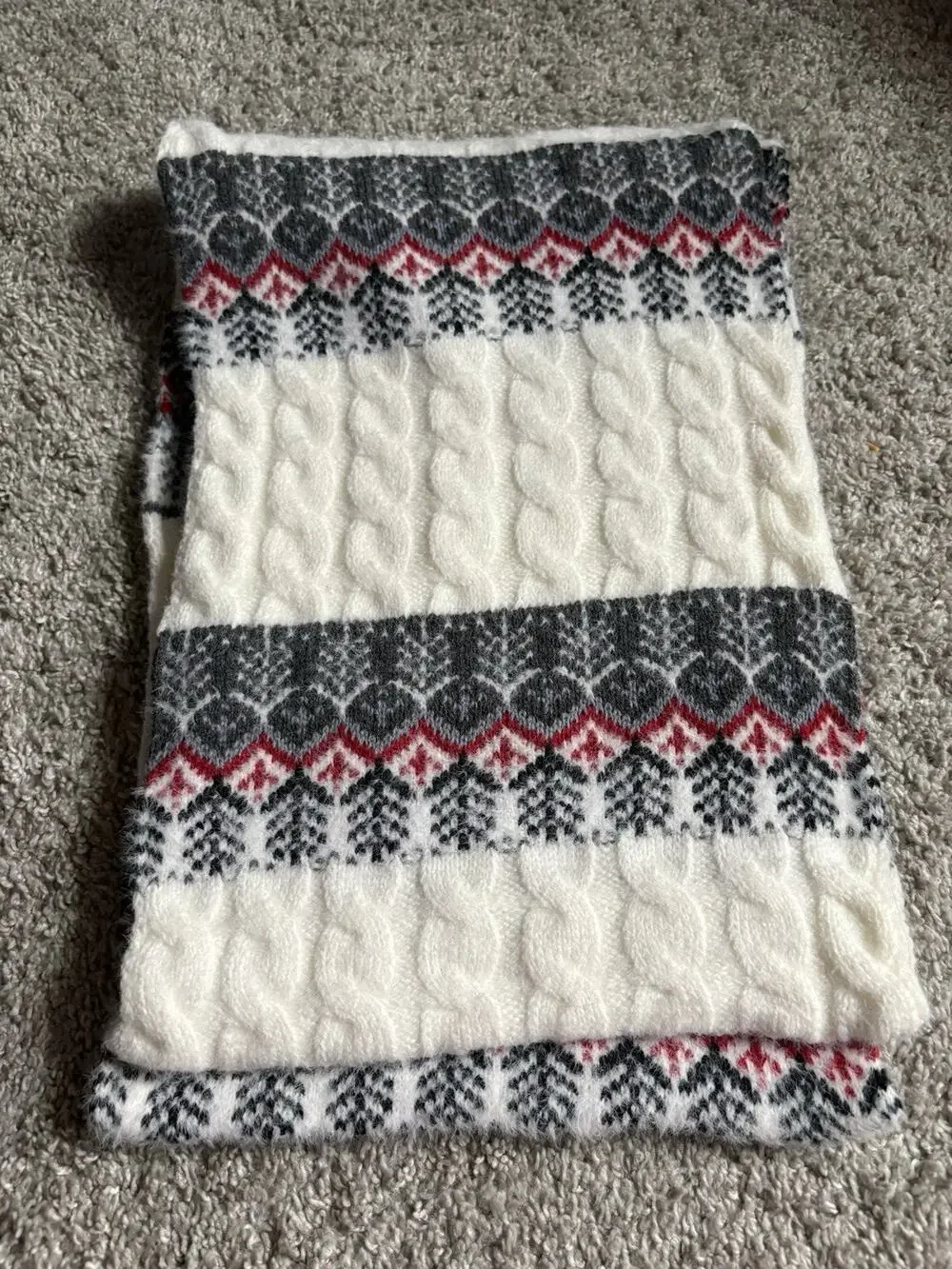 Muk Luks Women's Infinity Scarf Cable Knit White/Red/Black